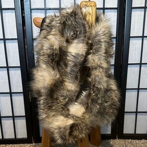 Faux Fur Infinity Scarf Fleece Lined EUC Warm and Cozy